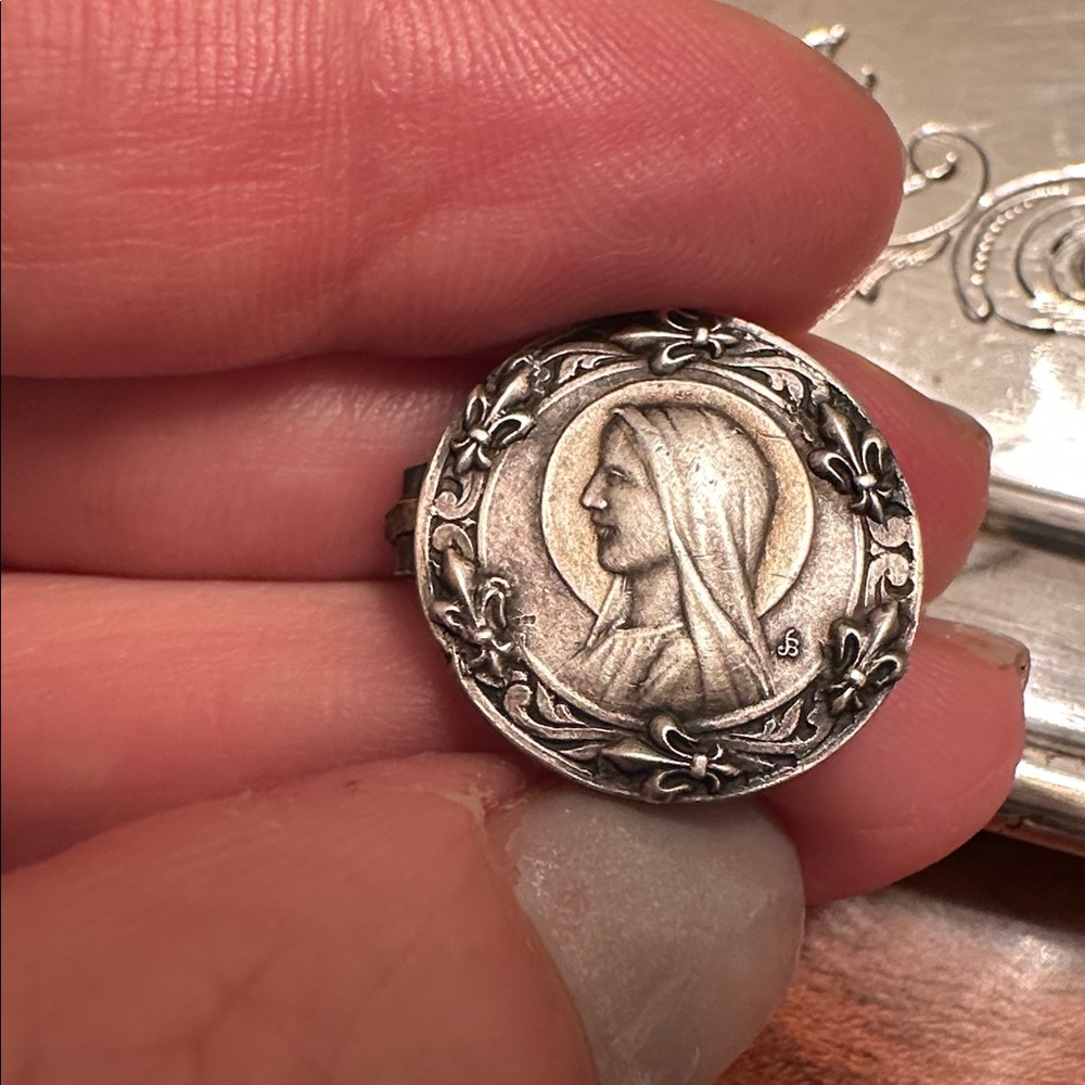 Beautiful Antique French Pin - Picture 4 of 8